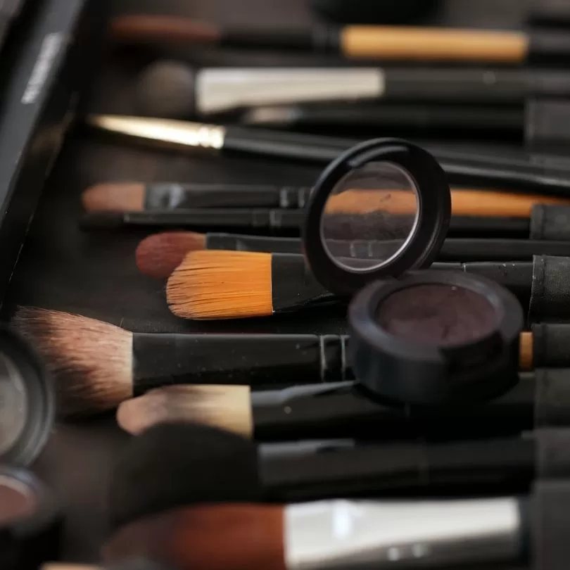 Curso Completo de Design de Sobrancelhas em Curitiba jpg