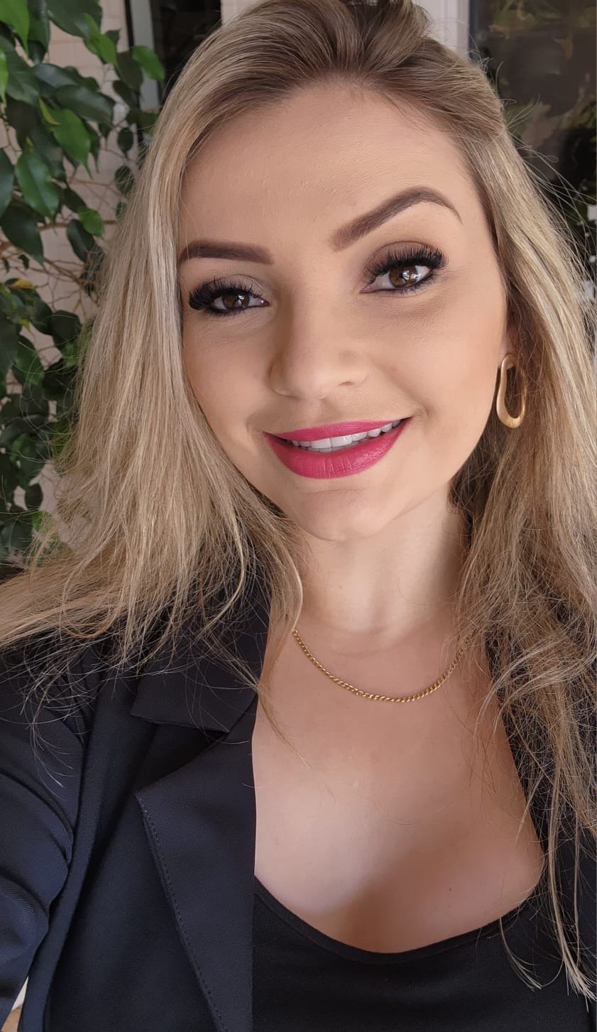 Juliana Perussi Professora Curitiba