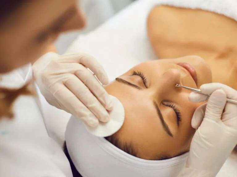 Curso de Limpeza de Pele Premium em Curitiba